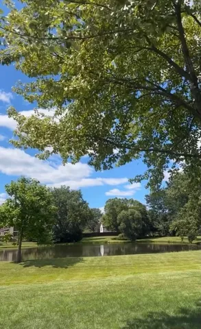 $475,000 | 4990 Rochester Drive, Hoffman Estates, IL 60010