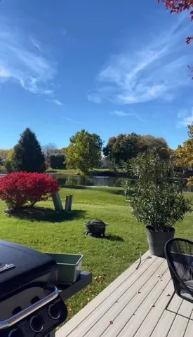 $475,000 | 4990 Rochester Drive, Hoffman Estates, IL 60010