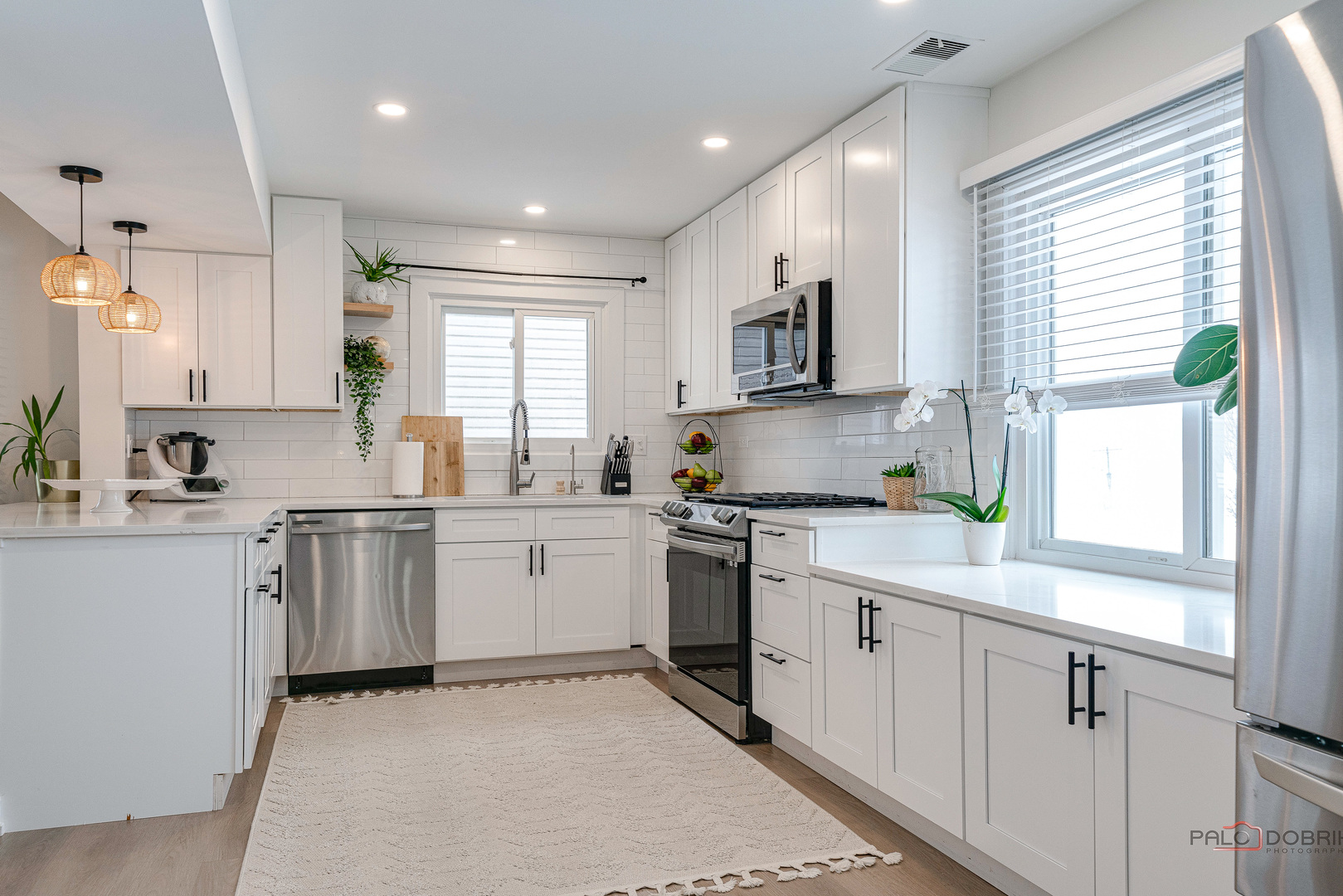 4990 Rochester Drive Hoffman Estates, IL 60010 - Photo 7 of 33