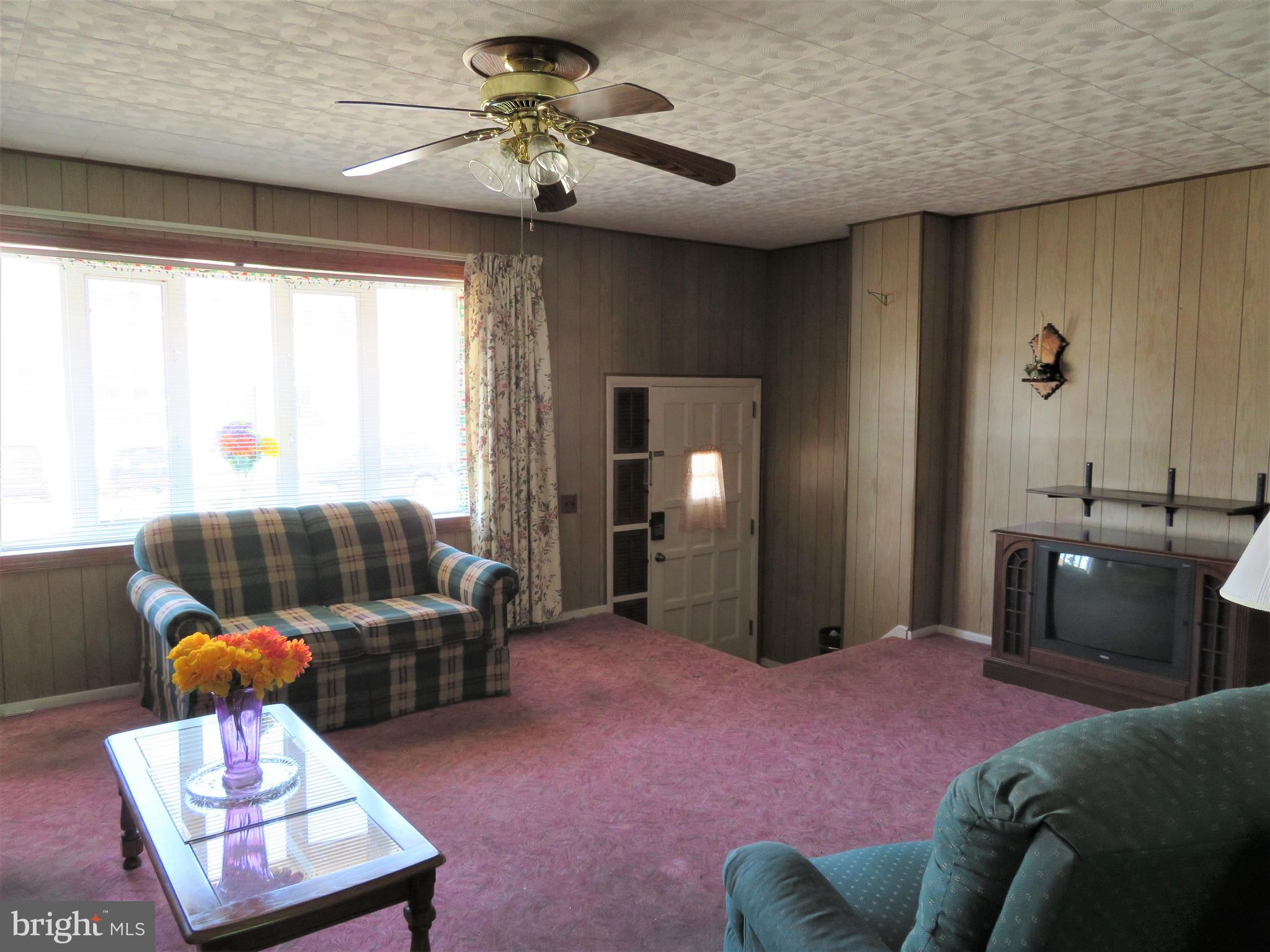 3509 Vinton Road Philadelphia, PA 19154 - Photo 7 of 36