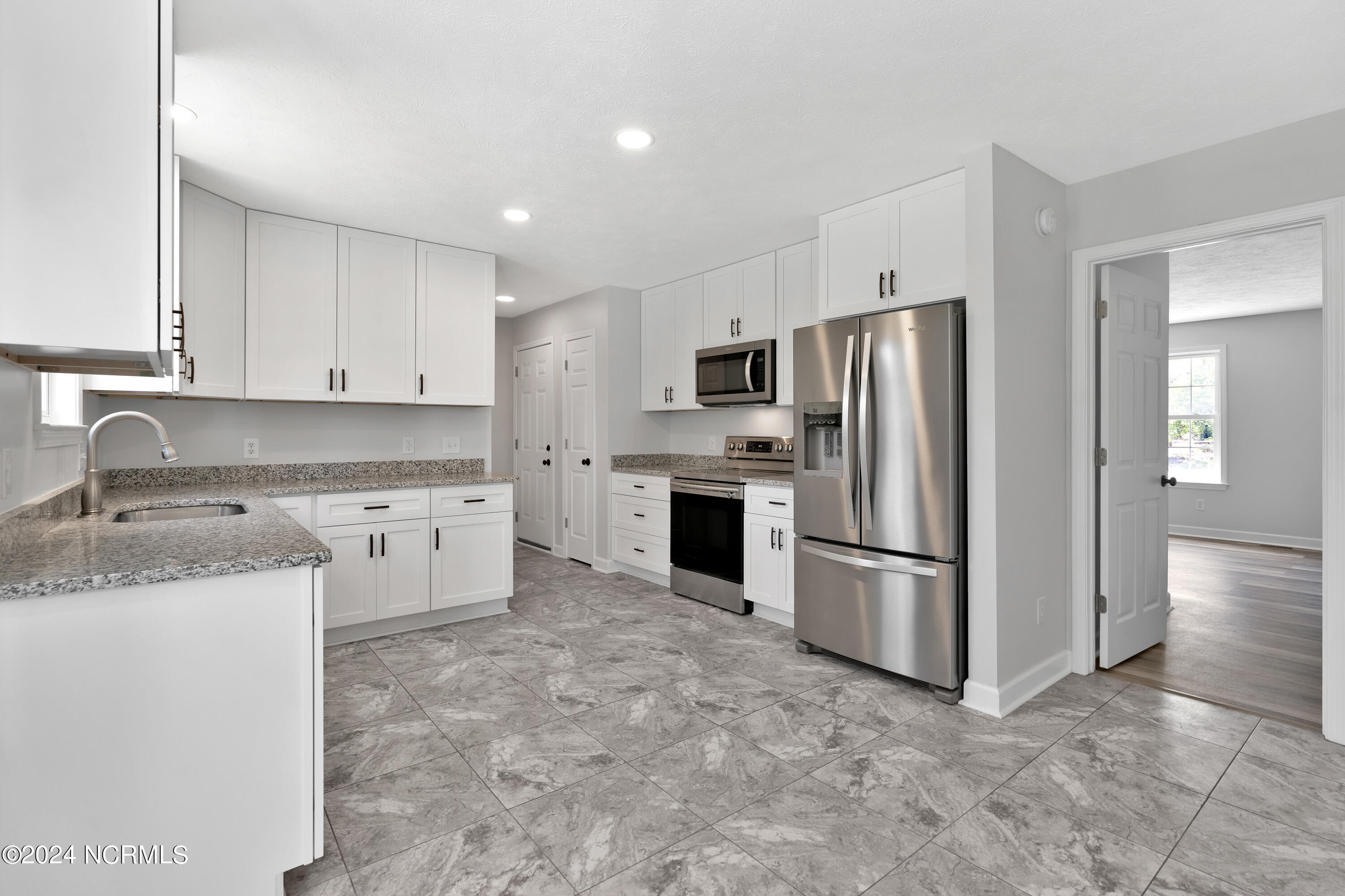1600 Raeford Road Southport, NC 28461 - Photo 25 of 42 1600 Raeford Rd-17