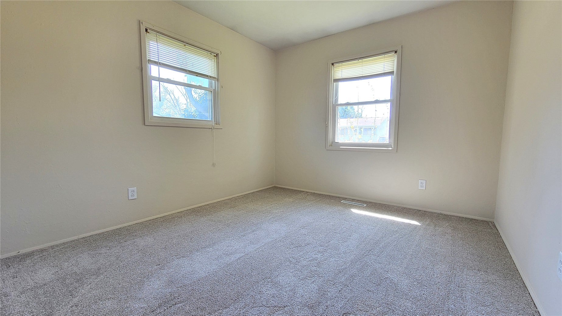 4840 Kesler Road Northwest Cedar Rapids, IA 52405 - Photo 27 of 33 Gallery Image 27