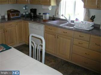 1119 Wynnbrook Road Secane, PA 19018 - Photo 2 of 5 Kitchen