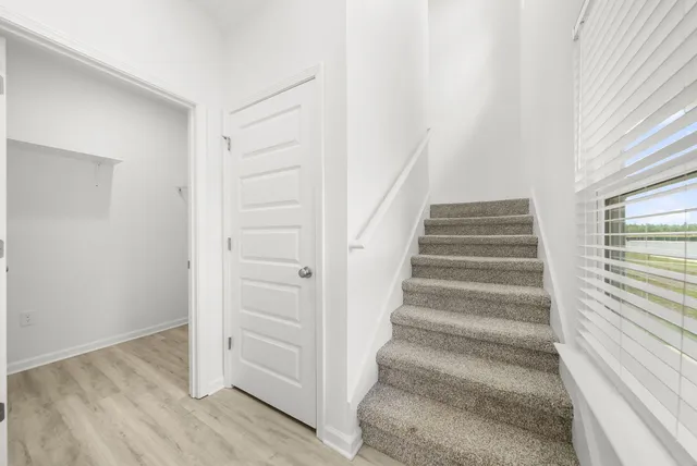 $2,525 | 231 Staggerbush Street, Freeport, FL 32439