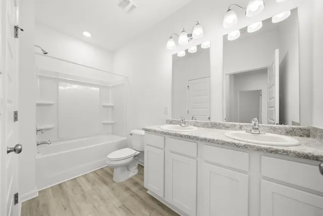 $2,525 | 231 Staggerbush Street, Freeport, FL 32439