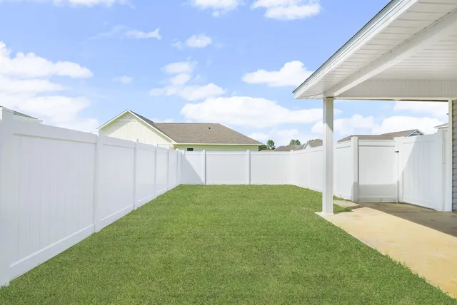 $2,525 | 231 Staggerbush Street, Freeport, FL 32439