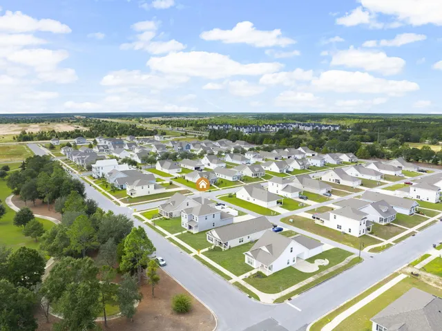 $2,525 | 231 Staggerbush Street, Freeport, FL 32439