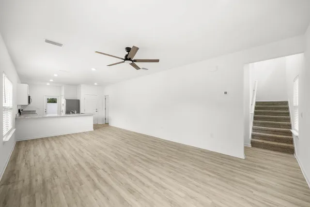 $2,525 | 231 Staggerbush Street, Freeport, FL 32439