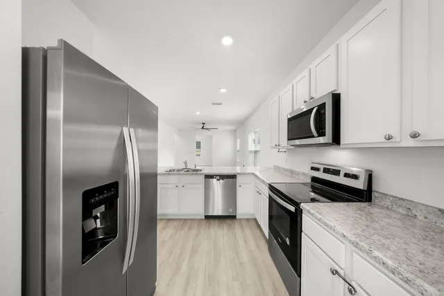 $2,525 | 231 Staggerbush Street, Freeport, FL 32439