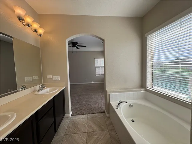 $2,480 | 2860 Glass Vine Court, Las Vegas, NV 89117