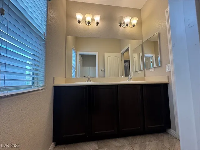 $2,480 | 2860 Glass Vine Court, Las Vegas, NV 89117