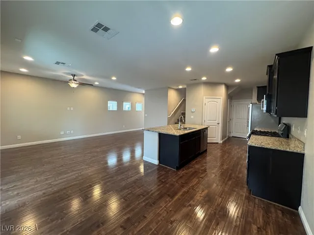 $2,480 | 2860 Glass Vine Court, Las Vegas, NV 89117