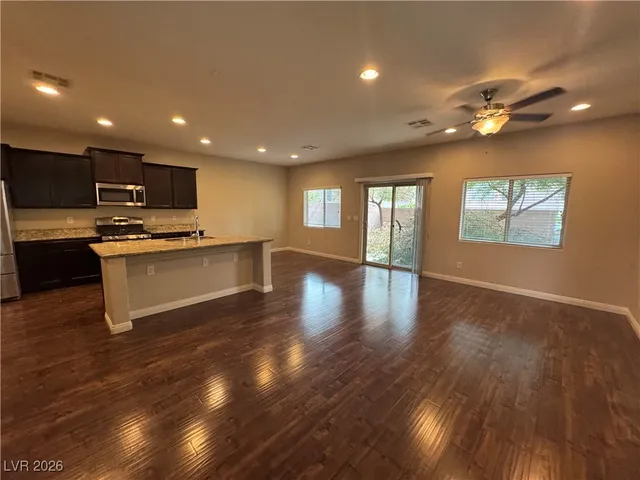 $2,480 | 2860 Glass Vine Court, Las Vegas, NV 89117