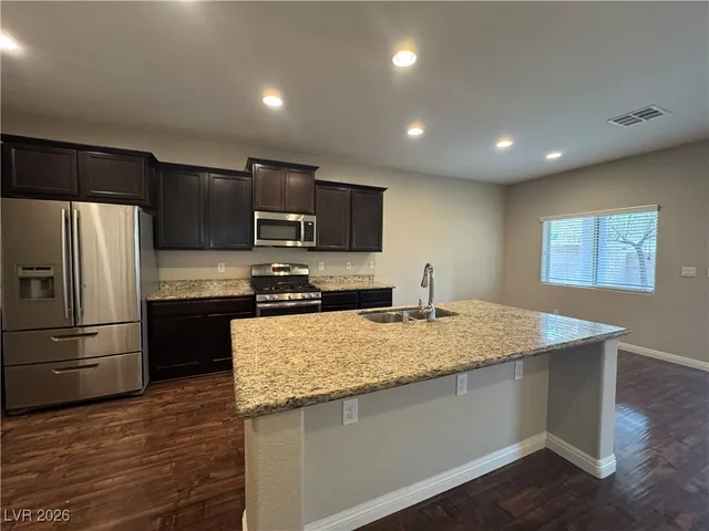 $2,480 | 2860 Glass Vine Court, Las Vegas, NV 89117