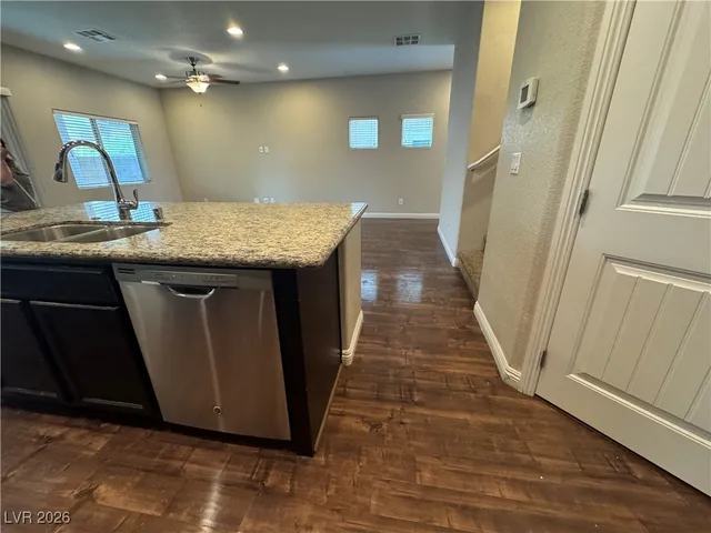 $2,480 | 2860 Glass Vine Court, Las Vegas, NV 89117