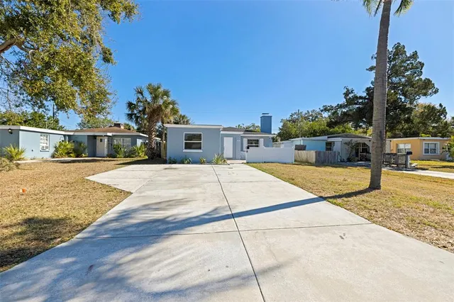 $499,900 | 656 59th Street South, St. Petersburg, FL 33707