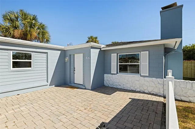 $499,900 | 656 59th Street South, St. Petersburg, FL 33707