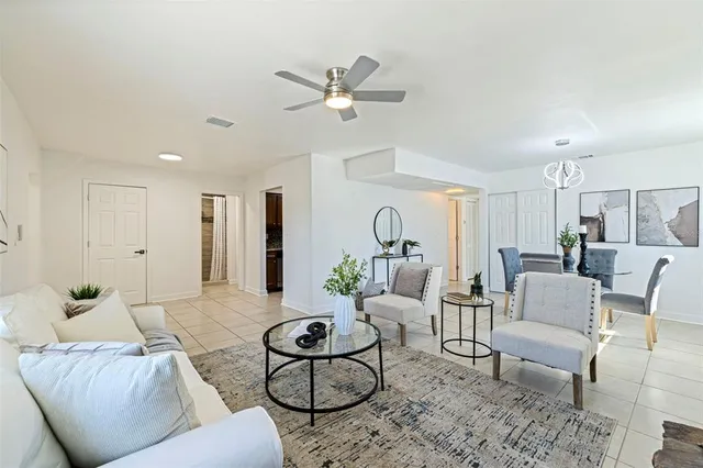 $499,900 | 656 59th Street South, St. Petersburg, FL 33707