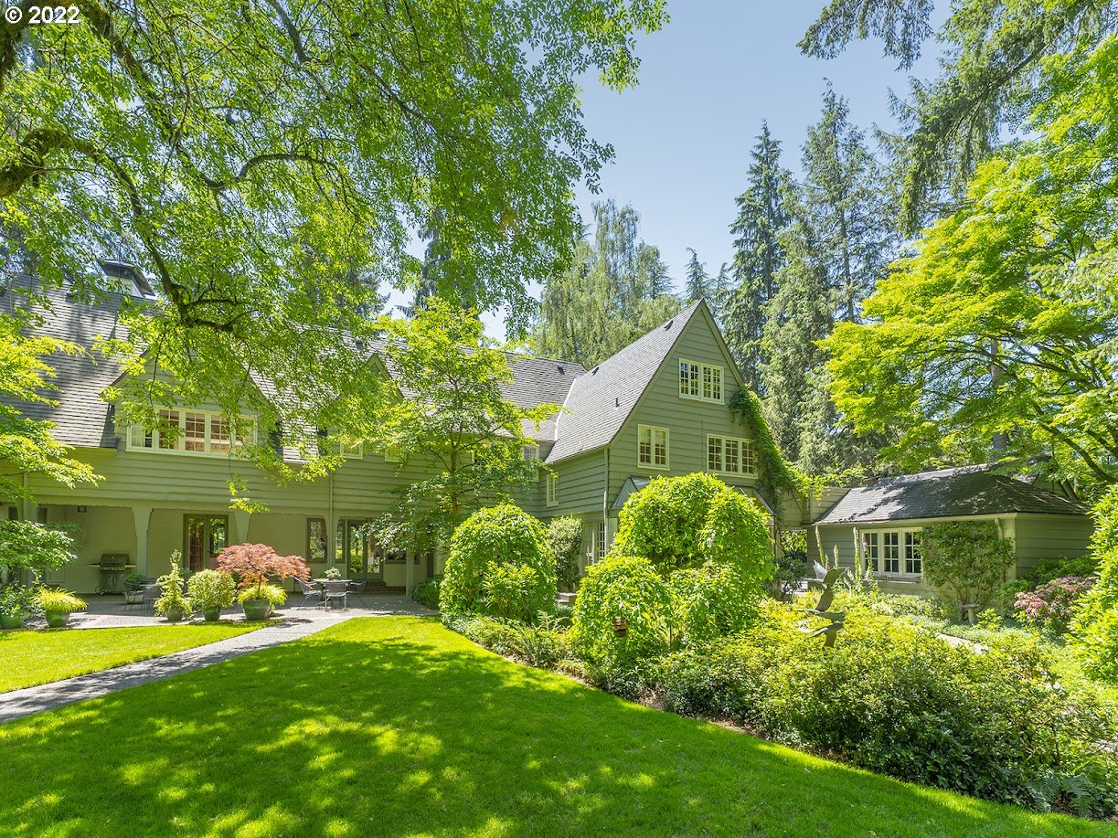 1852 Southwest Highland Road Portland, OR 97221 - Photo 31 of 32 Gallery Image 31