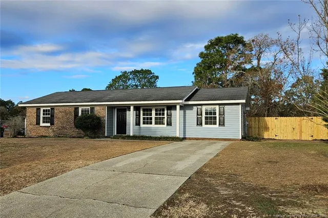 $199,000 | 5982 Spinner Road, Hope Mills, NC 28348