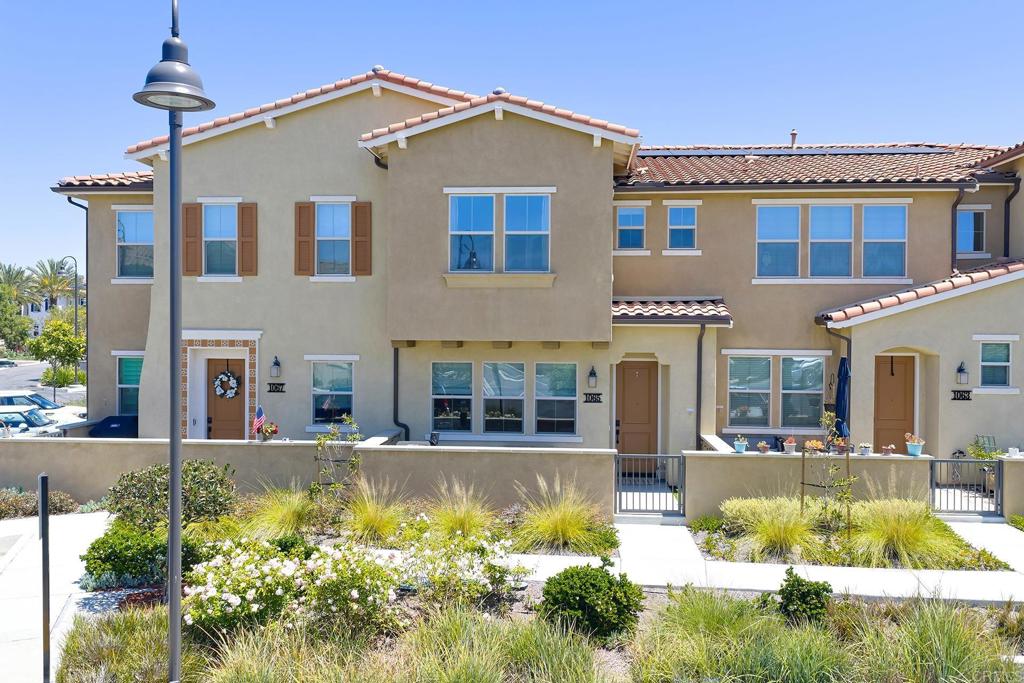 1065 Delpy View Vista, CA 92084 - Photo 34 of 49