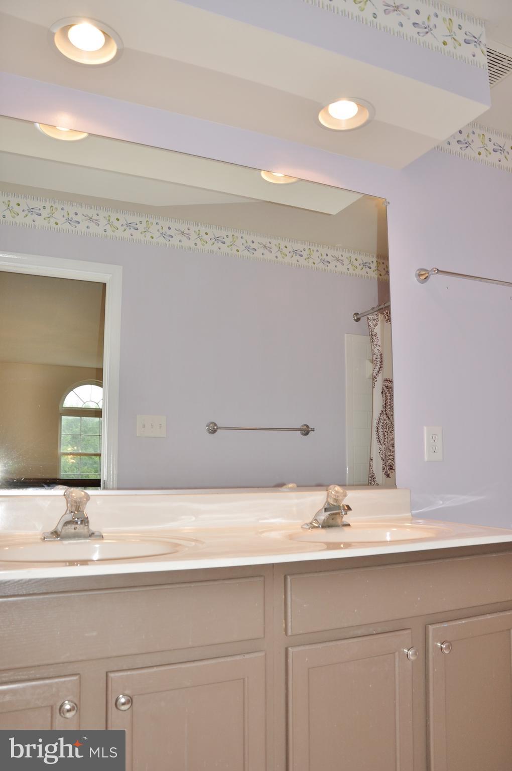 3 Perry Manor Court Perry Hall, MD 21128 - Photo 34 of 53 Double sink upper level hall bathroom