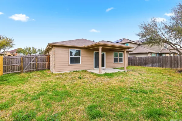 $1,800 | 2920 Mineral Springs, Schertz, TX 78108