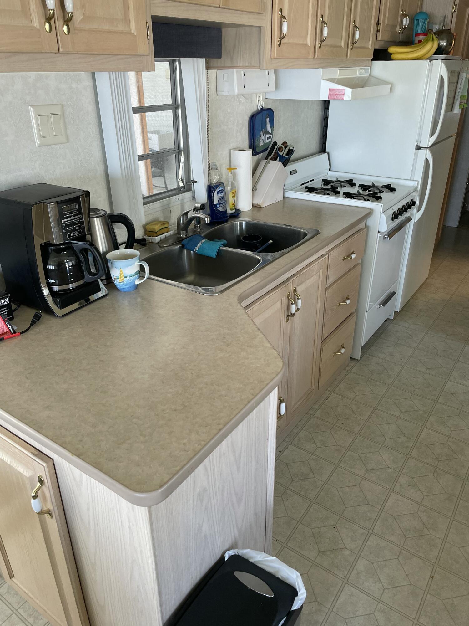 35 Marine Village Road Plattsburgh, NY 12901 - Photo 6 of 7