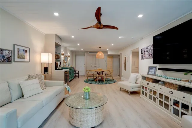 $4,500 | 3450 South Ocean Boulevard, Unit 102, Palm Beach, FL 33480