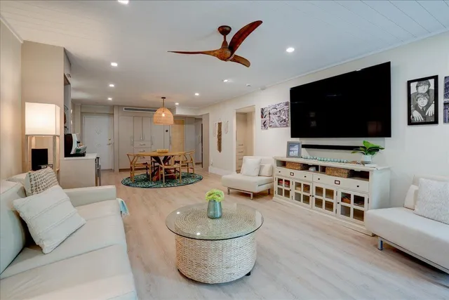 $4,500 | 3450 South Ocean Boulevard, Unit 102, Palm Beach, FL 33480