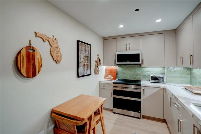 $4,500 | 3450 South Ocean Boulevard, Unit 102, Palm Beach, FL 33480