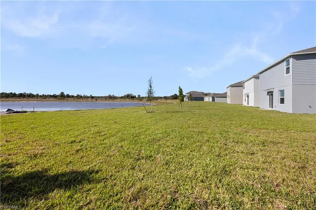 $2,550 | 19558 Fairhill Court, Lehigh Acres, FL 33936
