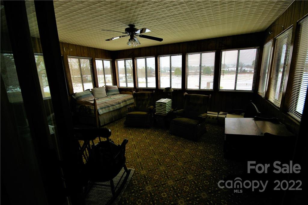 610 Dana Road Hendersonville, NC 28792 - Photo 11 of 25 Gallery Image 11