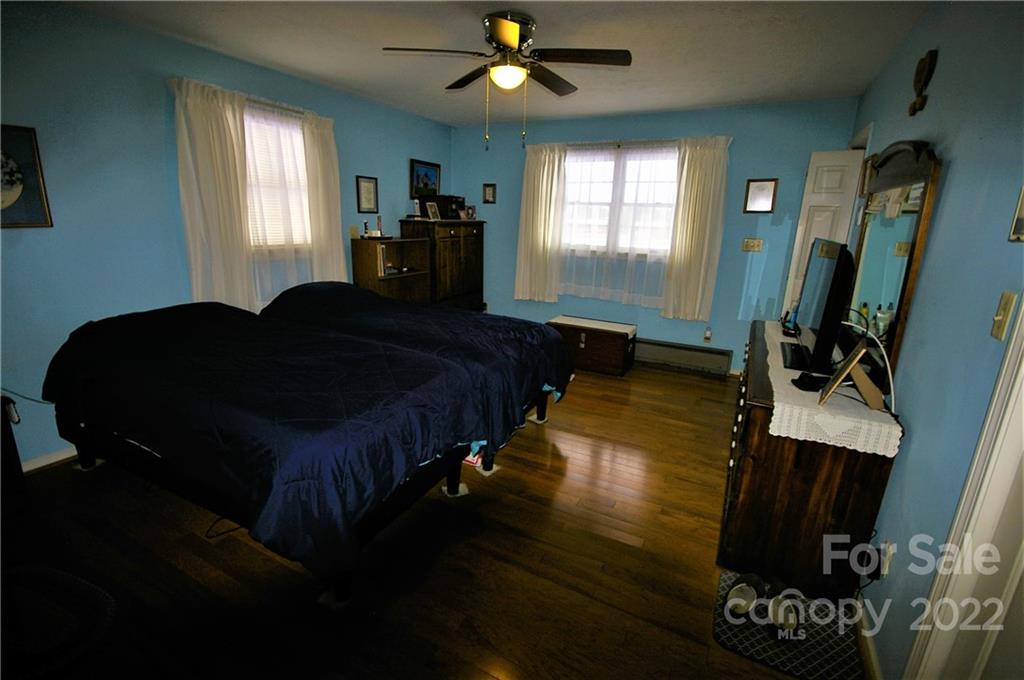 610 Dana Road Hendersonville, NC 28792 - Photo 15 of 25 Gallery Image 15