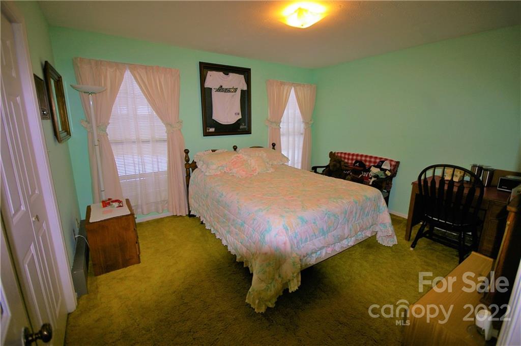 610 Dana Road Hendersonville, NC 28792 - Photo 23 of 25 Gallery Image 23