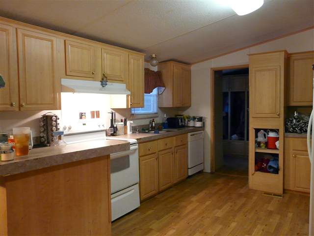 218 North Cedar Rock Road Easley, SC 29640 - Photo 8 of 18