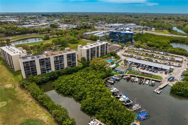 $229,000 | 1000 Cove Cay Drive, Unit 5D, Clearwater, FL 33760