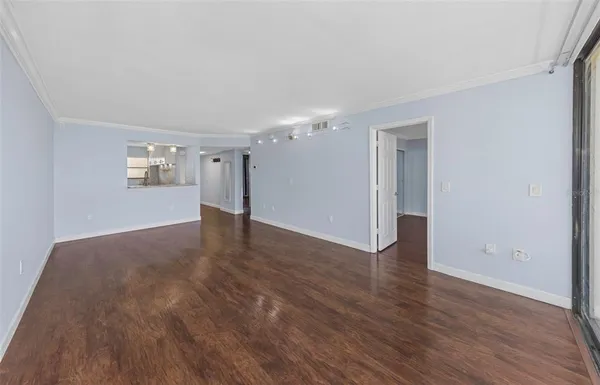 $229,000 | 1000 Cove Cay Drive, Unit 5D, Clearwater, FL 33760