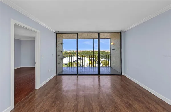 $229,000 | 1000 Cove Cay Drive, Unit 5D, Clearwater, FL 33760