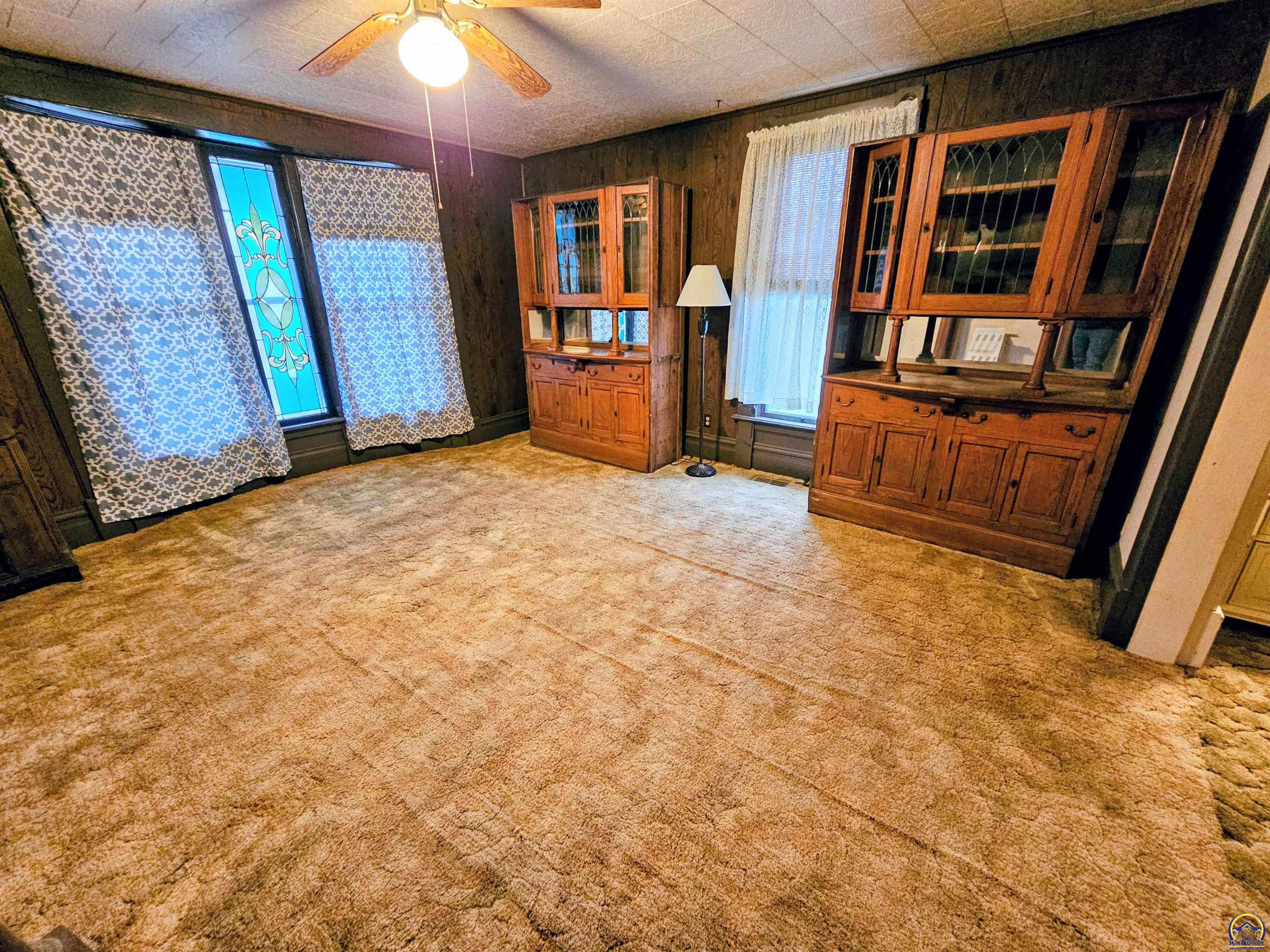 114 North 3rd Street Seneca, KS 66538 - Photo 9 of 18