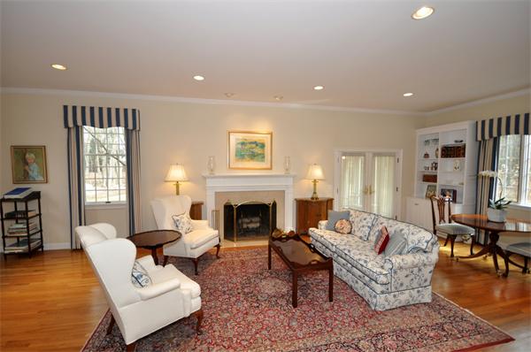 160 Pope Road Acton, MA 01720 - Photo 4 of 16