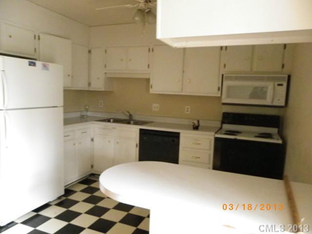 1788 Ebenezer Road, Unit H Rock Hill, SC 29732 - Photo 3 of 9 Gallery Image 3
