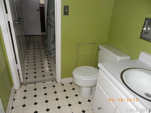 1788 Ebenezer Road, Unit H Rock Hill, SC 29732 - Photo 5 of 9 Gallery Image 5