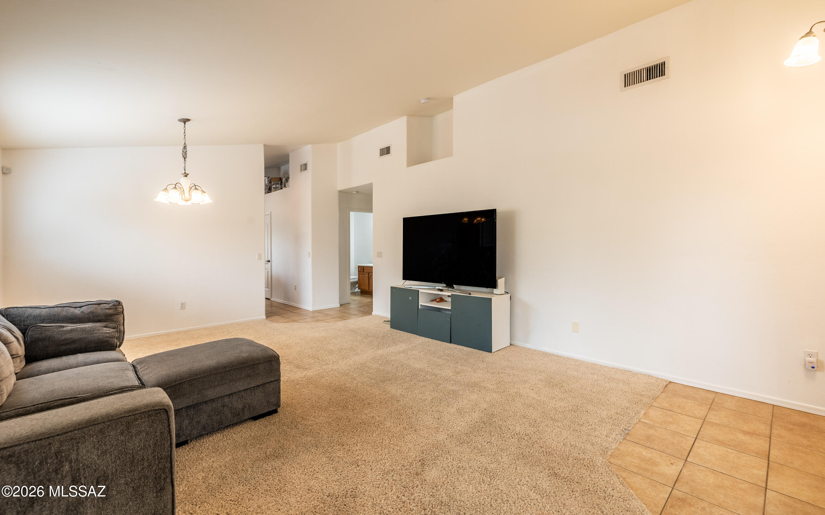 457 South Stone Bench Road Vail, AZ 85641 - Photo 7 of 32
