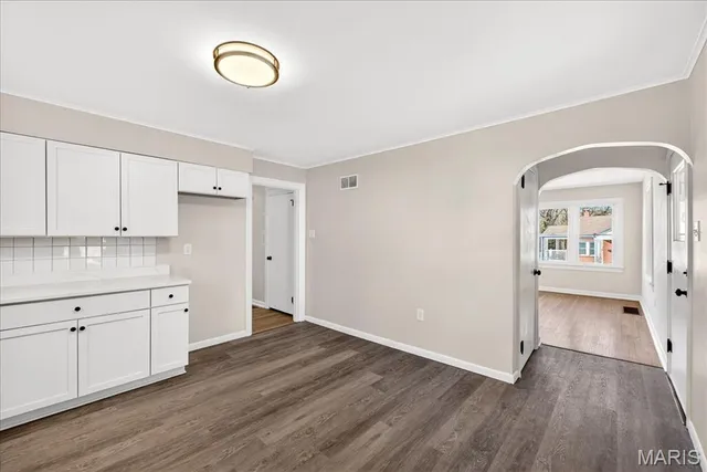 $1,850 | 277 Herbert Street, Alton, IL 62002