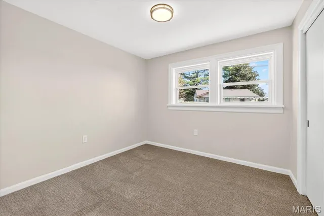 $1,850 | 277 Herbert Street, Alton, IL 62002