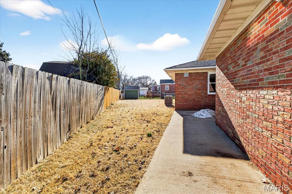 277 Herbert Street Alton, IL 62002 - Photo 33 of 35