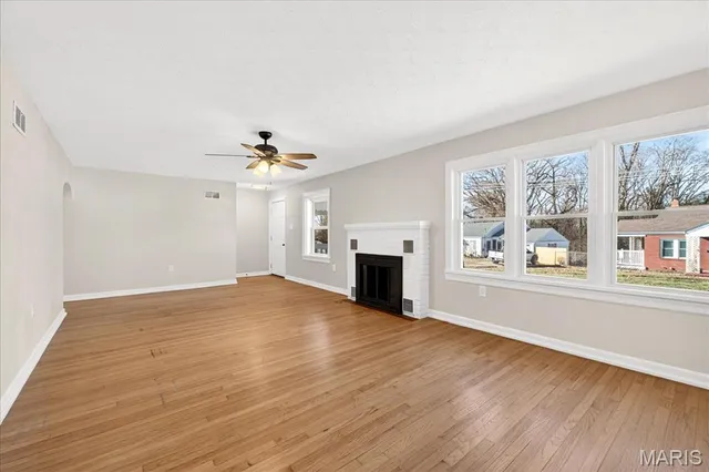 $1,850 | 277 Herbert Street, Alton, IL 62002