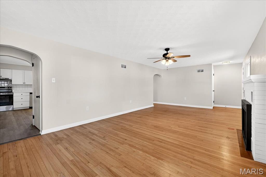 277 Herbert Street Alton, IL 62002 - Photo 7 of 35