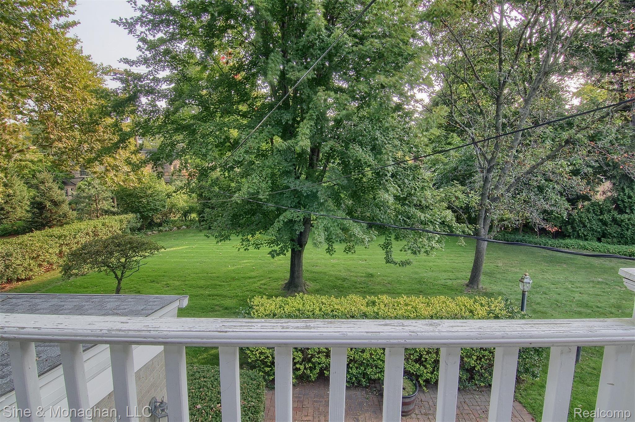 1020 Devonshire Road Grosse Pointe, MI 48230 - Photo 21 of 41 25-2nd Bedroom Deck.jpg